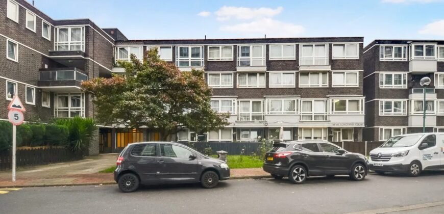3 bed flat for sale Longland Court, Avondale Square SE1, London,