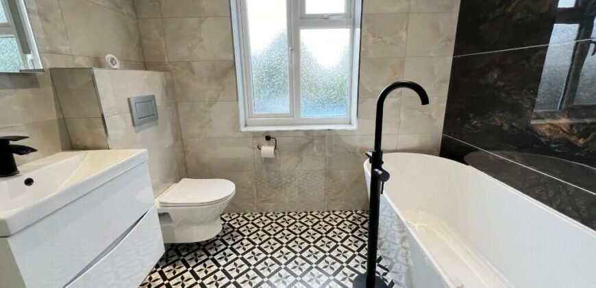 Oakleigh Gardens, Orpington, Kent, BR6