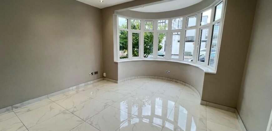 Oakleigh Gardens, Orpington, Kent, BR6