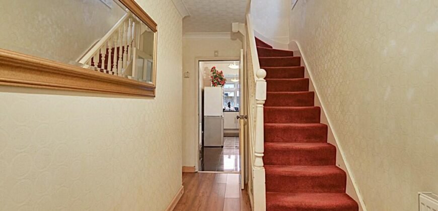 3 bed semi-detached house for sale, Bromley BR1