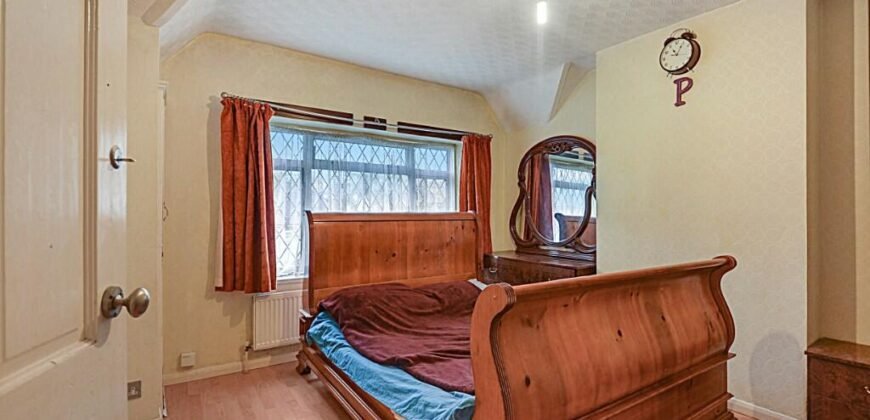 3 bed semi-detached house for sale, Bromley BR1