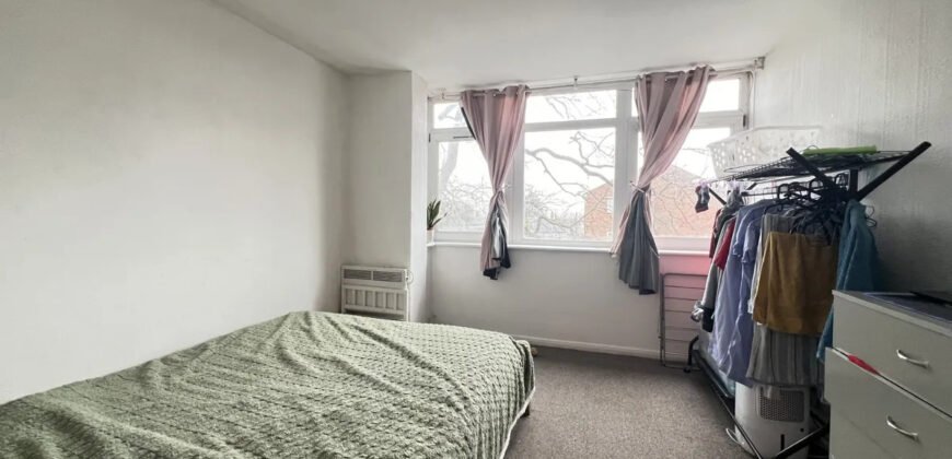 2 bed flat to rent Perry Hill, London SE6