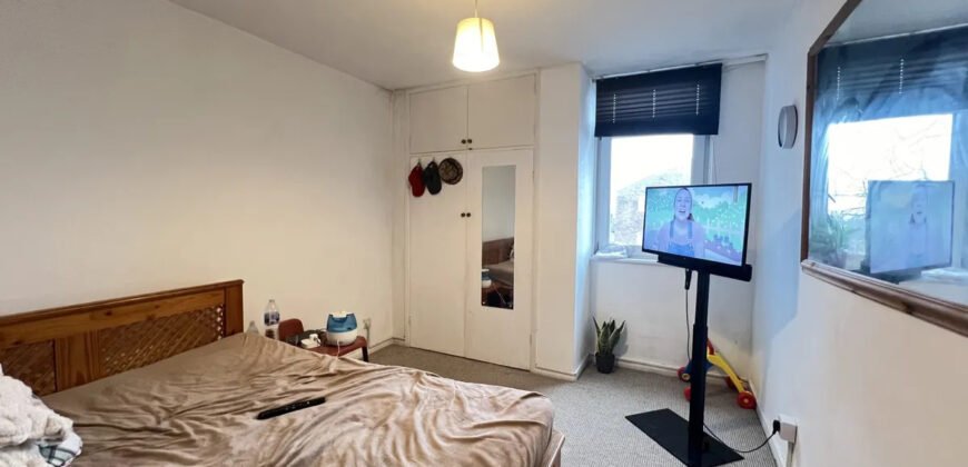 2 bed flat to rent Perry Hill, London SE6