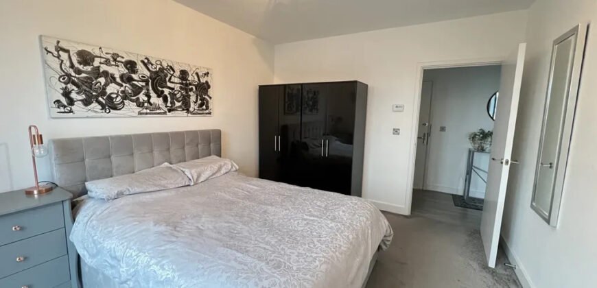 2 bed flat to rent Fisher Close, London SE16