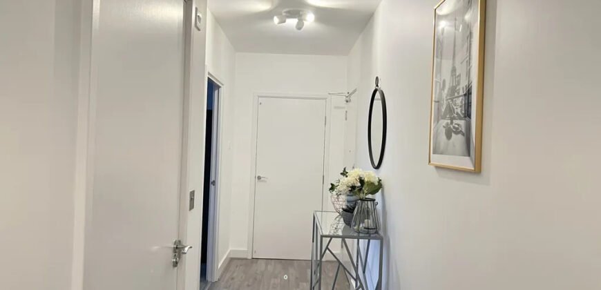 2 bed flat to rent Fisher Close, London SE16