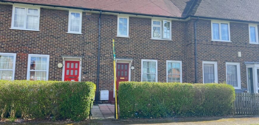 3 bed terraced house for sale Charlton Park Lane, Charlton SE7